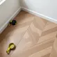 Jak układać panele laminowane w jodełkę