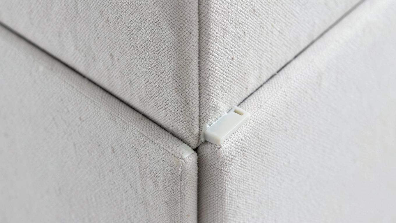 Panele tapicerowane w narożnikach i na krawędziach