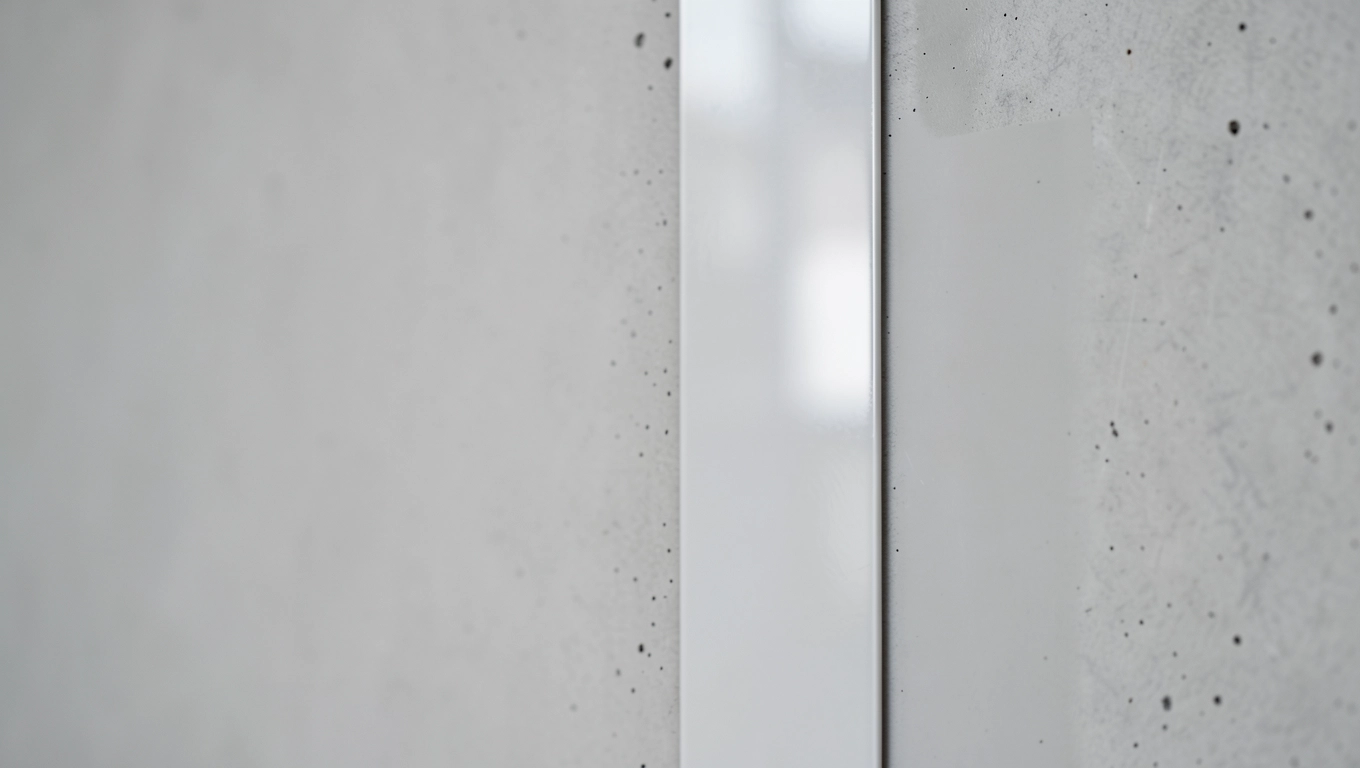 Przygotowanie powierzchni pod aplikację taśmy dwustronnej