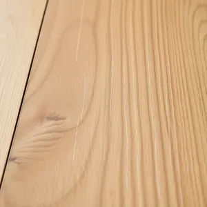 Jak naprawić porysowany panel podłogowy