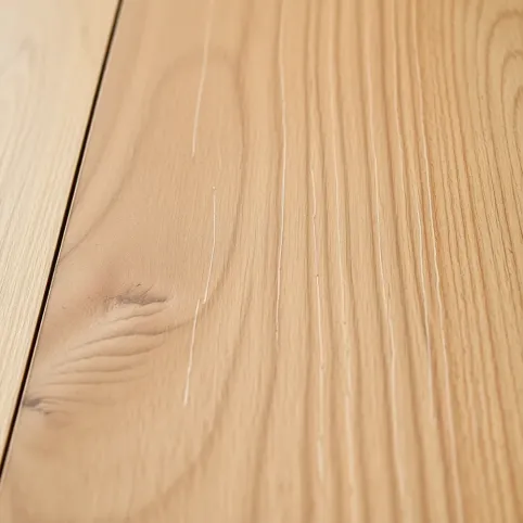 Jak naprawić porysowany panel podłogowy