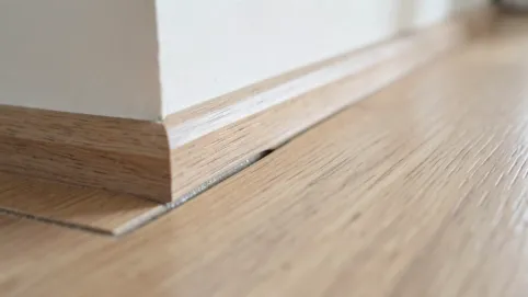 Jaka dylatacja przy panelach laminowanych